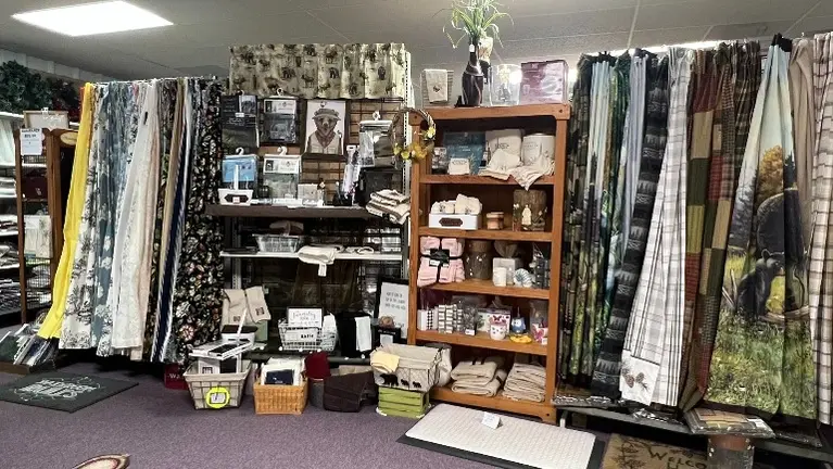 Bathroom accessories, towels, shower curtains, and ceramics