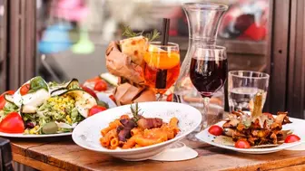 Popular Italian Restaurant Since 1977 with Full ABC