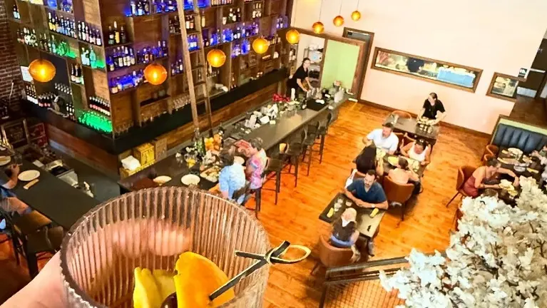 Full Bar Full Bar