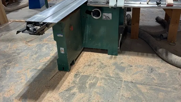 Grizzly Sliding Table saw