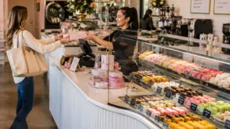 French Dessert Café | $332K Sales | 195 Reviews