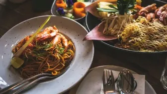 Must See Rare Specialty Restaurant Opportunity