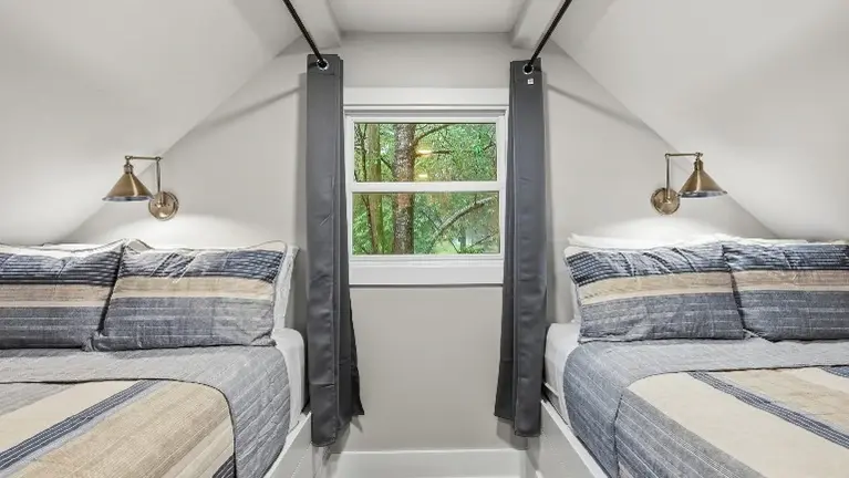 The second floor offers comfortable, well-appointed bedrooms designed to give every guest a restful place to unwind. The second floor offers comfortable, well-appointed bedrooms designed to give every guest a restful place to unwind.