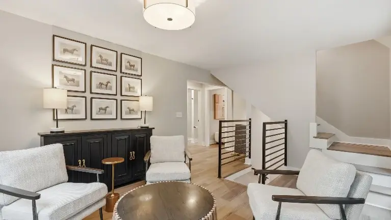 The second floor offers comfortable, well-appointed bedrooms designed to give every guest a restful place to unwind. The second floor offers comfortable, well-appointed bedrooms designed to give every guest a restful place to unwind.