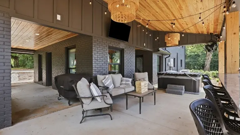 Comfortable outdoor seating on private patio. Comfortable outdoor seating on private patio.