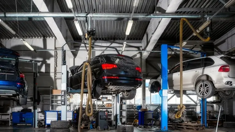 Auto Repair & Service Shop Auto Repair & Service Shop
