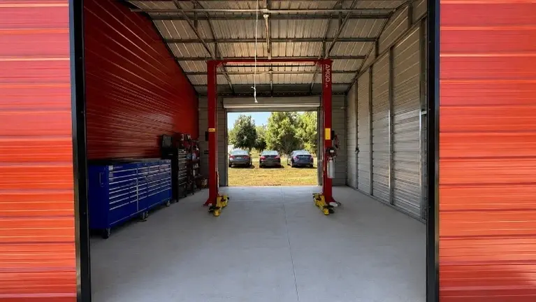 Service Bay