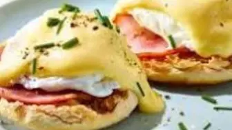 Very popular turnkey Restaurant with Commercial Real Estate