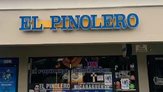 NIcaraguan Mini Market El Pinolero