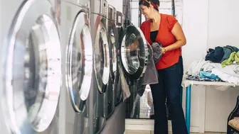 Established Northeast LA Laundromat – High Sales-Large Store