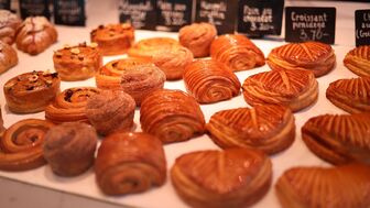 Colorado Bakery For Sale in Popular Plaza, 60k Earnings!