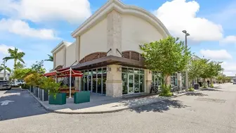 Established Italian Trattoria with High Capacity Pizza Oven