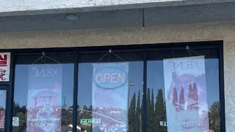 Well-Established hair salon with stable chair rental income