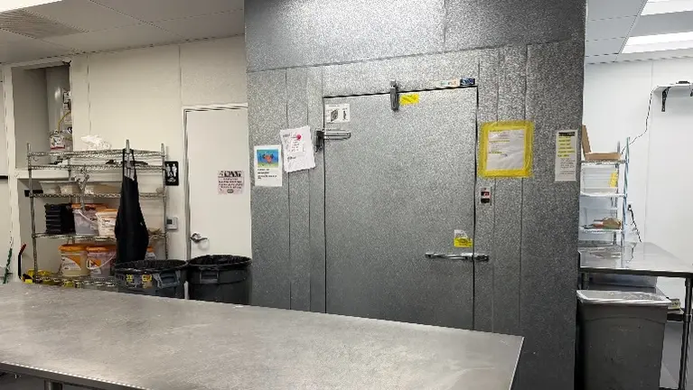 Walk In Refrigerator