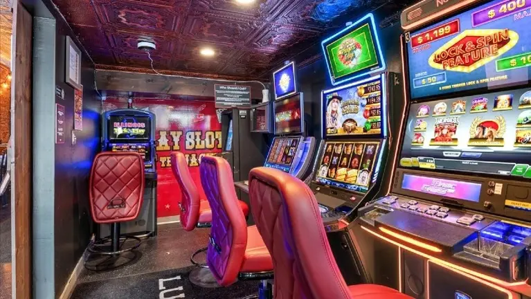 Game room Game room