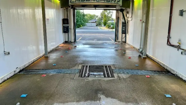 Touchless automatic wash interior Touchless automatic wash interior