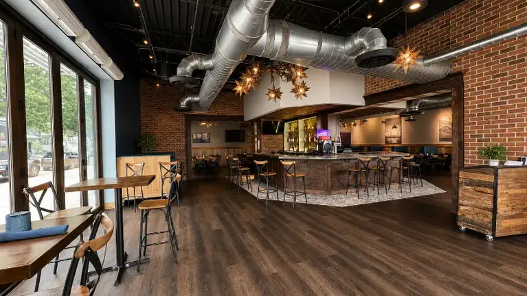 BAR / DINING BAR / DINING