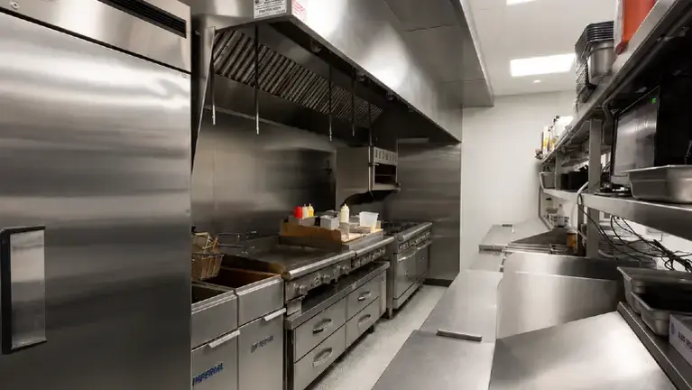 KITCHEN KITCHEN