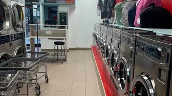 Laundromat w/i "28 Machines + 10 yrs Lease", Brooklyn, NY 11209
