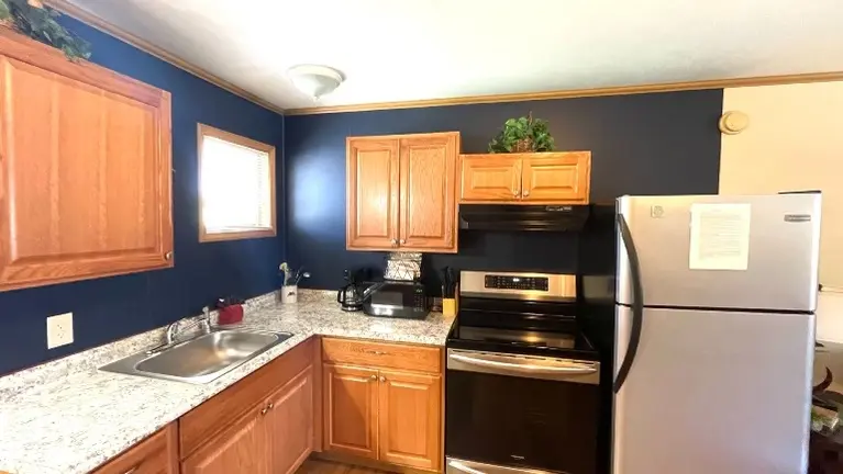 2 bedroom/2 bath 2 bedroom/2 bath