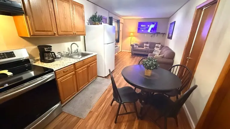 2 bedroom unit 2 bedroom unit