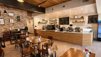 Top Rated Turnkey Café for Sale