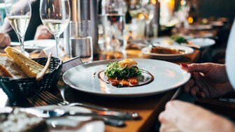 Connecticut Italian Restaurant for Sale with Six Figure Earnings