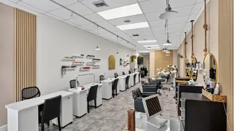 Full Service Salon for Sale in Miami