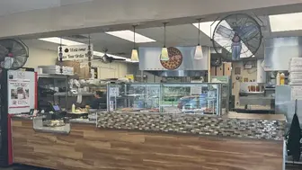 BUSINESS FOR SALE High-Volume, Turnkey Pizzeria – Seller Financing!