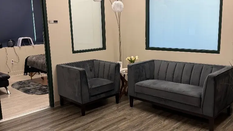 Waiting Area Waiting Area