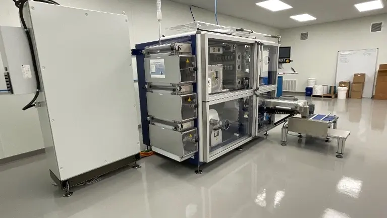 Full System with Control Cabinet Full System with Control Cabinet