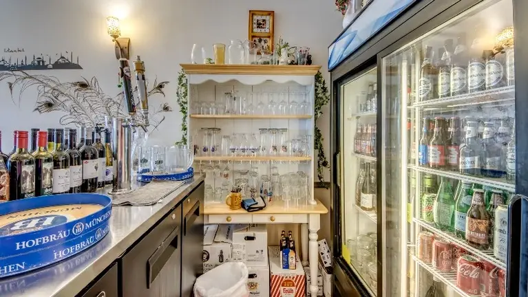 Service Bar/cooler area
