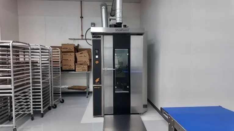 Double rack oven 1 of 2 Double rack oven 1 of 2