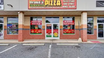 Drake's Pizza