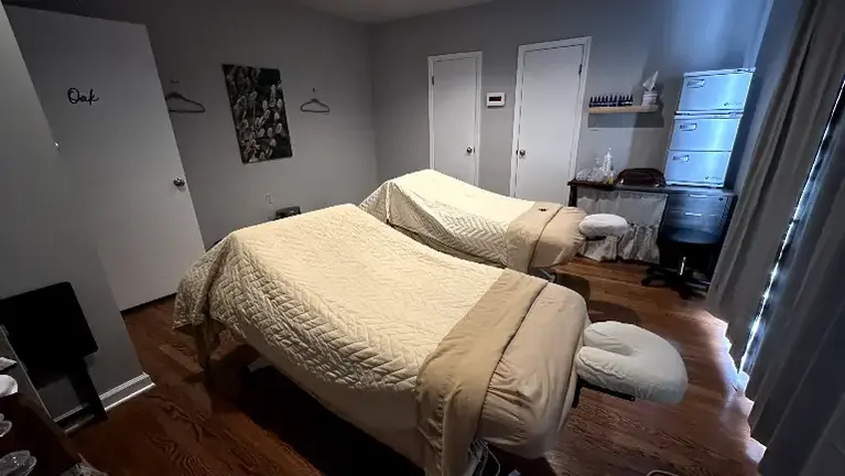 1 of 2 Couples Rooms