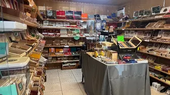 $180,000 NET Scottsdale Smoke Shop in a Very Busy Center