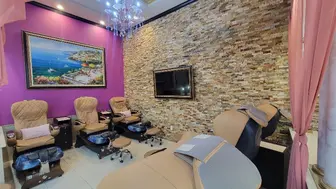 Nails Salon for Sale in Southake