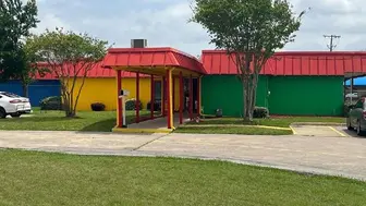 Empty School Building W Over Acre & A Half of Land Available for Sale