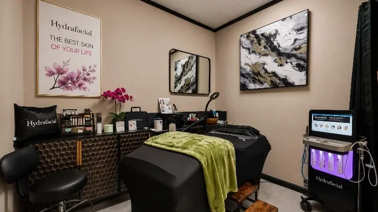 RadiantContours Medspa Lobby - Facial Aesthetics Room RadiantContours Medspa Lobby - Facial Aesthetics Room