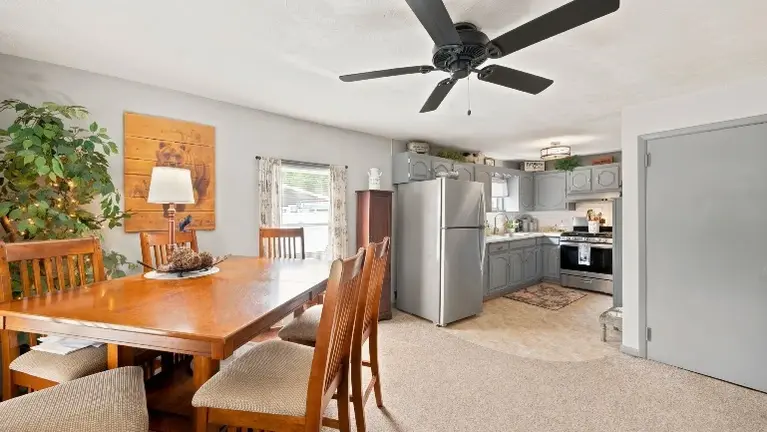 Dining Room in SF (Offered Separately) Dining Room in SF (Offered Separately)