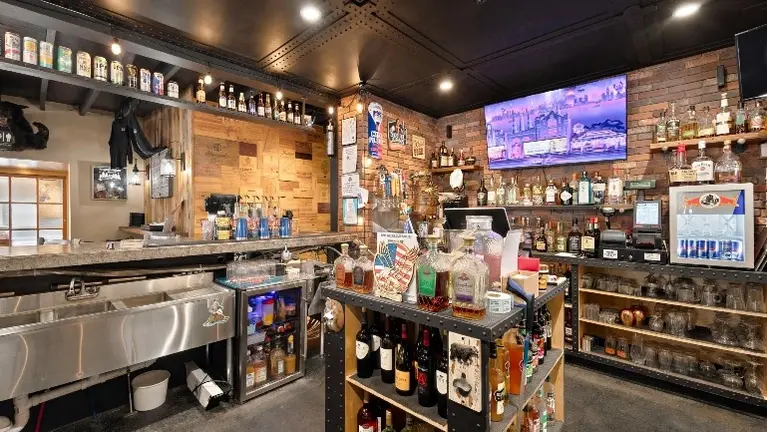 Bar Bar