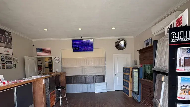 Show Room Show Room