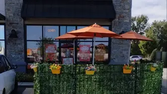 High Volume Chicken Wing/Sandwich Franchise in Raleigh, NC Area