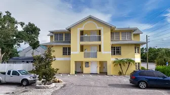 Premier Ground Floor Medical Office | 2,841/SF | Sarasota, FL