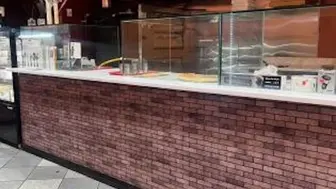 Pizzeria and Fried Chicken Restaurant for Sale
