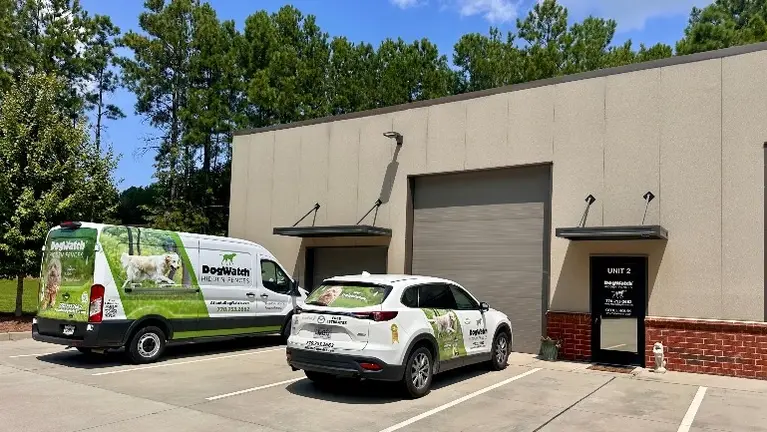 Office w two co. vehicles