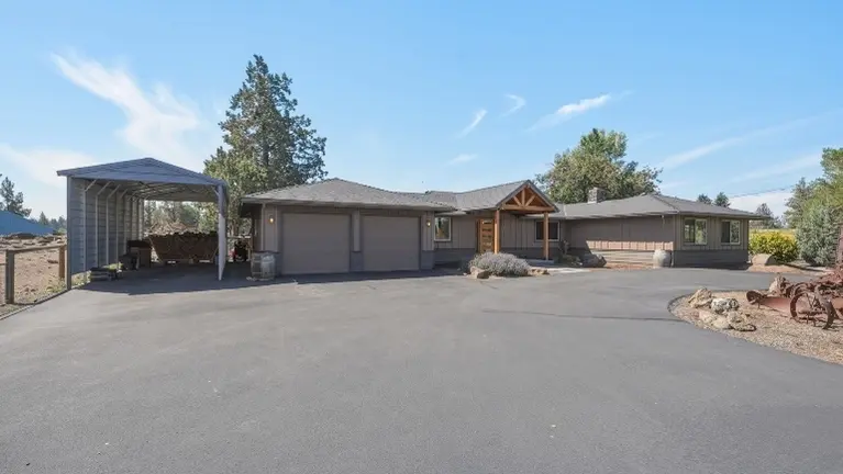 Single level home Single level home