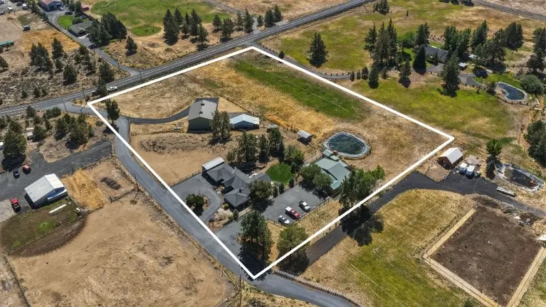4.52 Acres 4.52 Acres