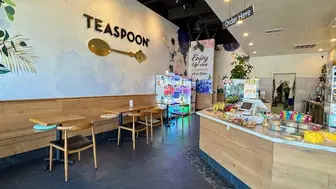 Beautiful Turnkey 1,400 SF Café / Food & Beverage Space