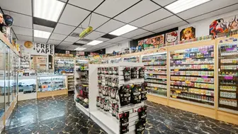 Turnkey Smoke Shop | Pinellas Park | Liquor & Lottery Potential